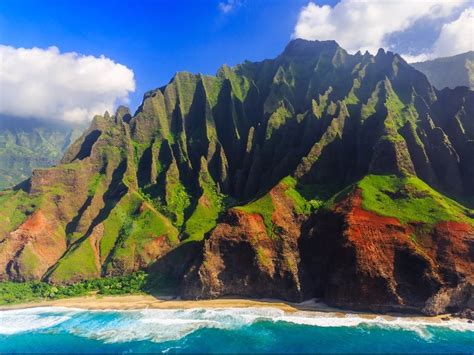 9 Most Beautiful Places to Visit on Kauai - TripsToDiscover