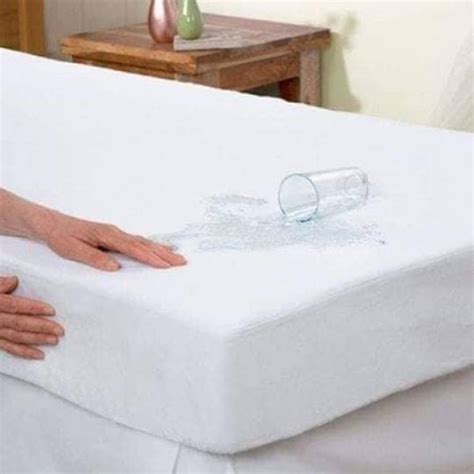 Spills, excess sweating, and the occasional baby or animal accident whatever your mattress size, nectar has a protector to fit. Buy Waterproof Mattress Protector Sheet for king size ...