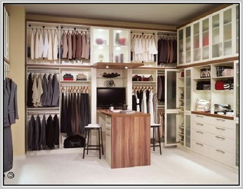 What a brilliant concept, a pull down closet rod to make it easy to use that higher space in your wardrobe. Pull Down Closet Rod - Best Home Design Ideas #n2XMyqdXBj ...