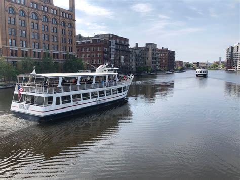City Hall: Your Boat Is Too Loud » Urban Milwaukee