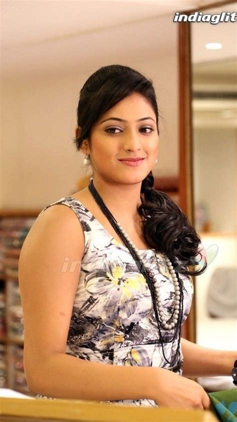 Pin By Venkitapathy Venkitapathy3132 On Hari Priya Most Beautiful Indian Actress Beautiful