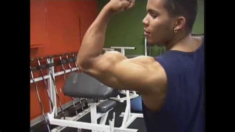 Teen Bodybuilder Biceps Flex Youtube