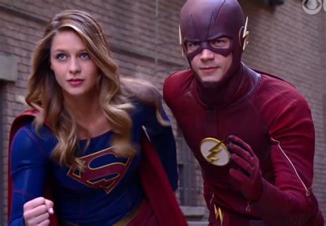Primer Avance Del Crossover Entre Arrow The Flash Supergirl Y Legends