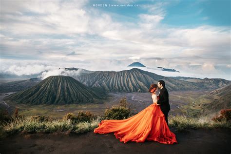 foto pre wedding dengan latar gunung bromo keren lah pasti