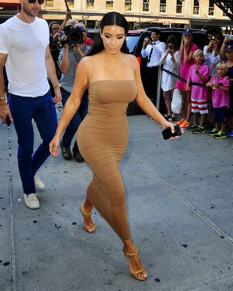 Kim Kardashian Candids In Paris Tight Dress Hot Ass Photos In Public
