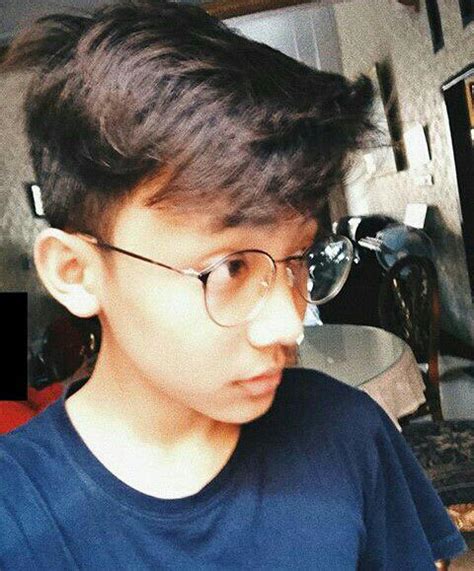 18 Gambar Cowok Smp Ganteng Dan Keren Handa Gambar