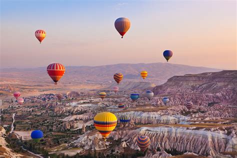 Best Places To Go Hot Air Ballooning