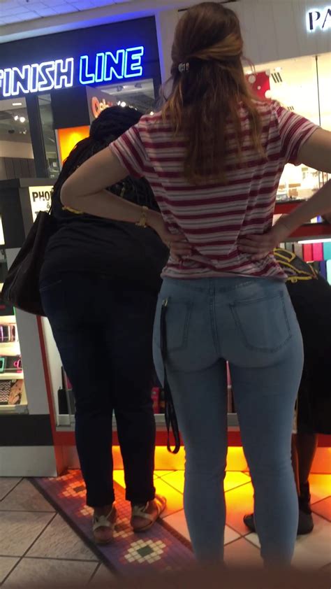 Thick Foreign Chick At The Mall Tight Jeans Forum