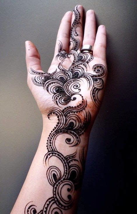 Charming Style 25 Black Henna Mehndi Designs