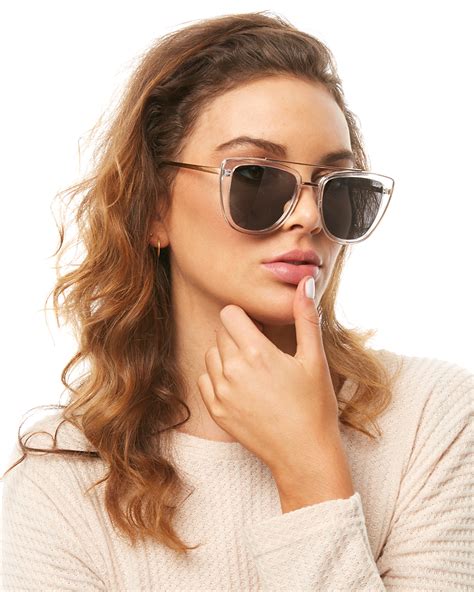 Quay Eyewear French Kiss Sunglasses Clear Rose Surfstitch