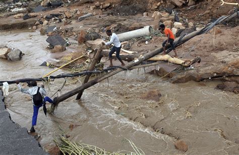 South Africas Durban Area Hit By Heavy Floods 45 Dead Courthouse
