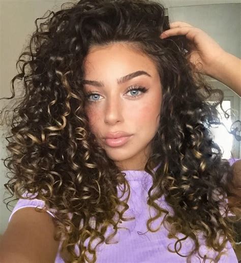 prettiest girl in the world with curly hair emelie bettah curly curlygirl curlyhair