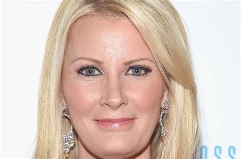 Food Network Star Sandra Lee To Undergo Surgery After Double Mastectomy Complications