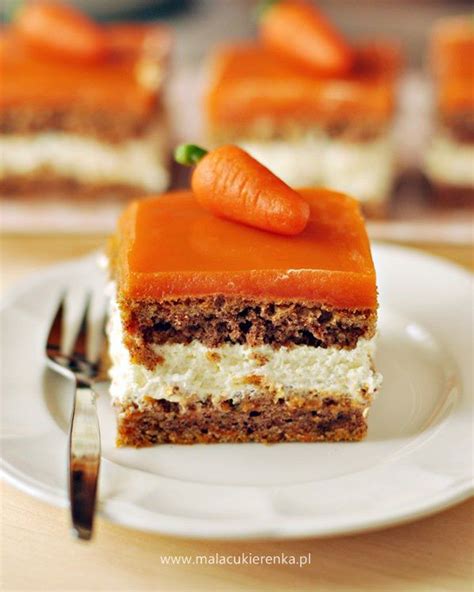 Ciasto marchewkowe z kremem i polewą marchewkową | Ciasta, Desery i ...