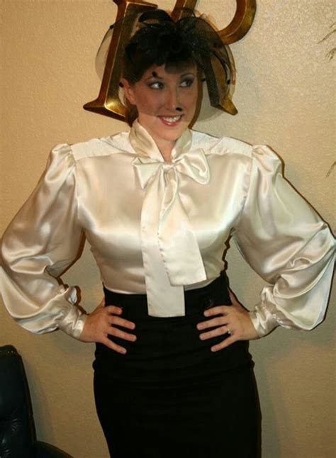 Pin By Regallechim On Satin Blouses Satin Blouses Satin Bow Blouse Bow Blouse