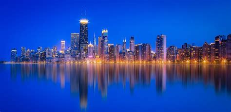 1024x500 Resolution Chicago Lake Michigan Skyscraper Reflection