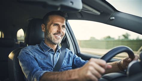 9 Ways to Become a Safer Driver