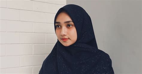Isteri rasulullah ini adalah wanita muslim yang patut dicontohi oleh umat islam. Ciri-ciri Wanita Hebat Pilihan Hati Lelaki.
