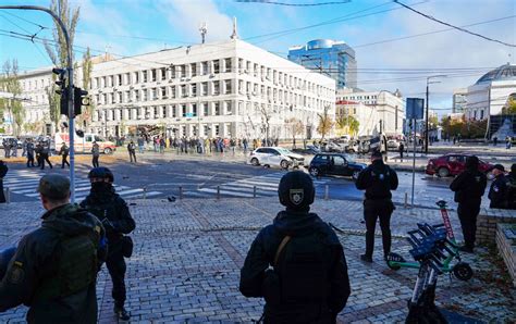 Обстріл Києва 10 жовтня фото та відео РБК Україна