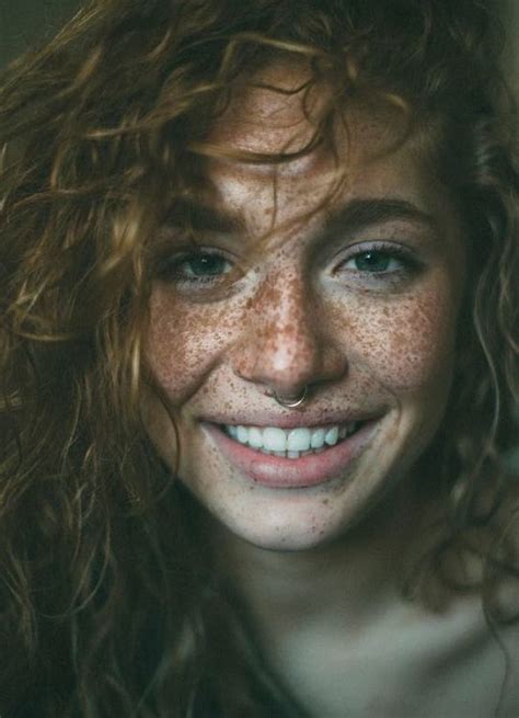 Freckled People Who Ll Hypnotize You With Their Unique Beauty Bored Panda