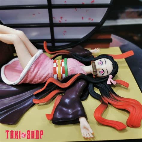 Mô Hình Figure Nezuko Bên Cửa Sổ Taki Shop