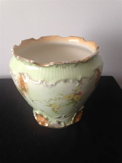 BEAUTIFUL ANTIQUE PORCELAIN JARDINIERE WITH SOFT GREEN GOLD AND FLORALS