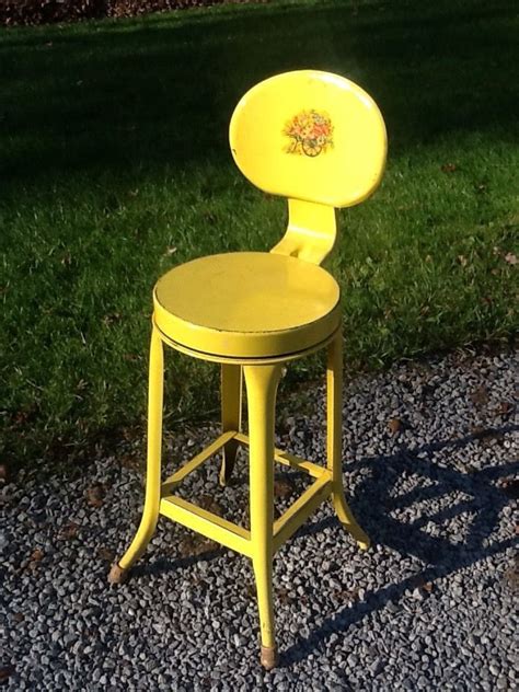 vintage yellow light metal 23 high 12 seat stool 35 back height very good vintage