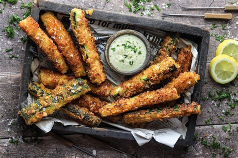 Knuspern Zucchini Sticks Mit Zitrone Wasabi Dip