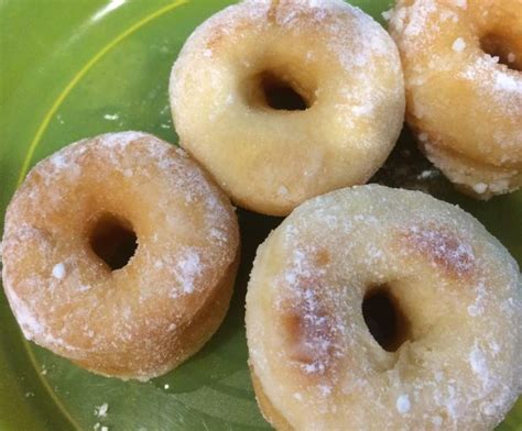 Resep sajian donat super lembut kali ini yakni sajian yang akan bisa anda buat di anda dapat memasak donat super lembut menggunakan 9 bahan dan 4 langkah demi. Resepi Donut Gebu dan Lembut - khalisahazrina.com