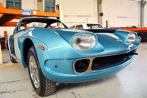 Classic car restoration - International Classic