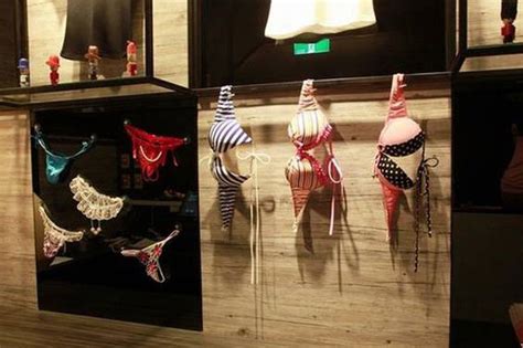 Funny Sex Restaurant Opens In Taiwan With Breast Shaped Bowls And