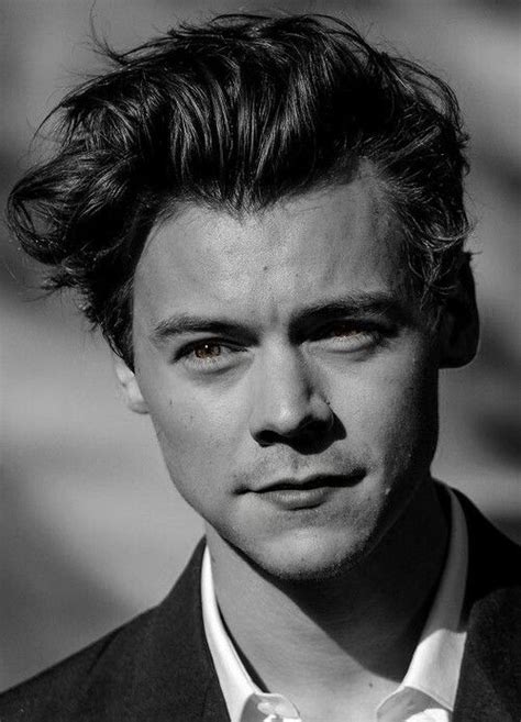 Black And White Discovered By Satán ~ Senpai Harry Styles Pictures