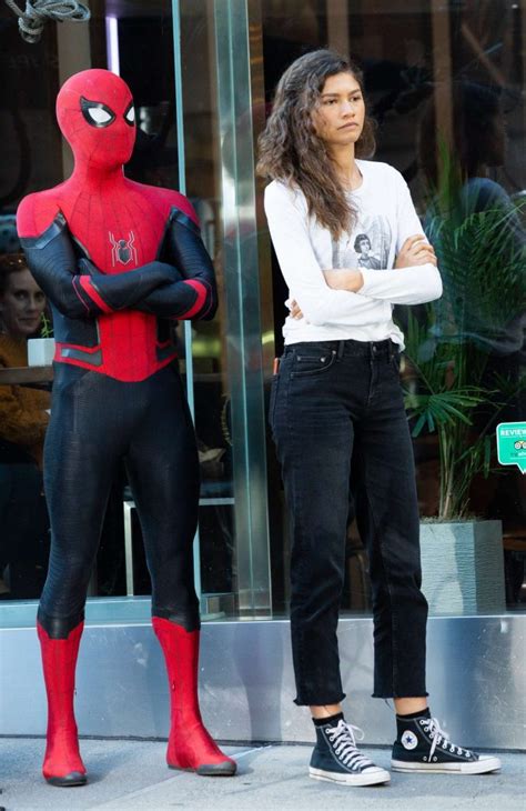 Spiderman filming with zendaya and tom holland. Zendaya - On set of 'Spiderman: Far from home' in New York ...