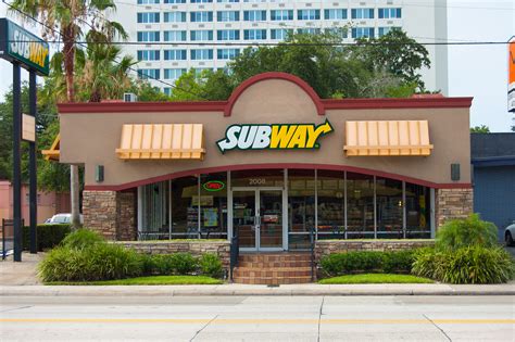 Top 20 Companies With The Most Locations - Value of Stocks