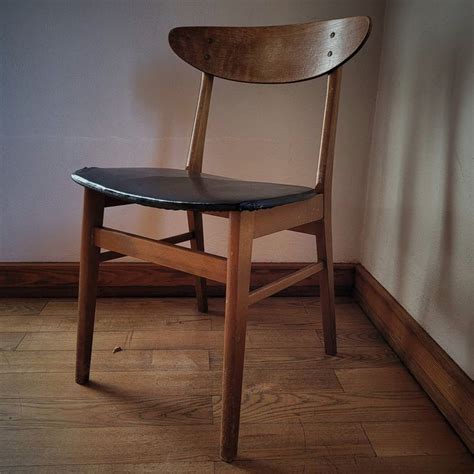 Eine geschichte über das dänische design führt so zwangsläufig zum happy end, dass man es guten gewissens vorwegnehmen all diese stühle, leuchten, tische waren einzelstücke, sagt oleson. Dänisches Design Stuhl - Vintage | Kaufen auf Ricardo