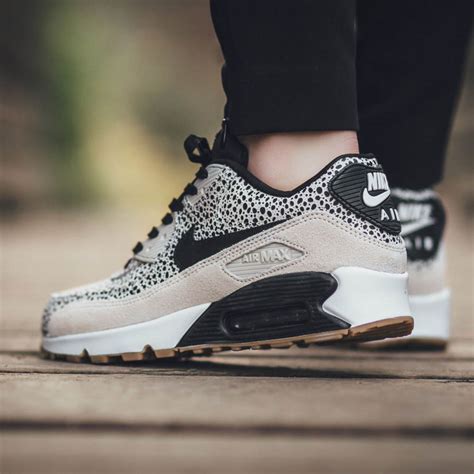 Nike Wmns Air Max 90 Premium Lb Gets Dotted Soletopia