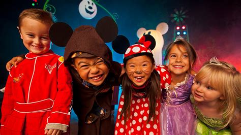 Four Tips To Enhance Halloween Parties At Disney Parks Disney Parks Blog