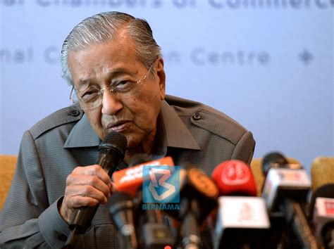 Make social videos in an instant: Dr Mahathir labels Dong Zong as racist for not agreeing ...
