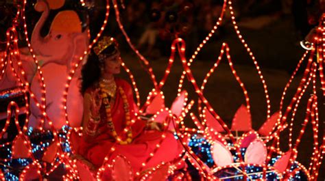 Foreign Countries That Celebrate Diwali Photos