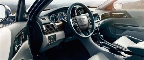 You'll have lots of choices! 2017 Honda Accord Sedan LX Info | Specs, Features ...