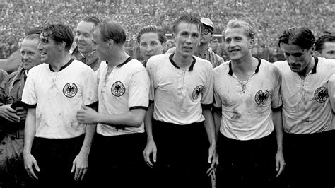 Autoaufkleber fussball weltmeister wappen deutschland 2014. WM 1954 | Schweiz | sportschau.de