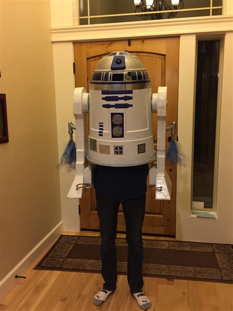 Me And My Dad Built A Wearable R2d2 Costume From Scratch That I Am