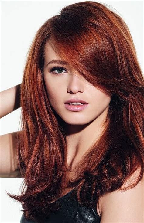 We tried it on dark brown hair and the depth of colour is stunning. 30 Dark Red Hair Color Ideas & Sultry Showstopping Styles