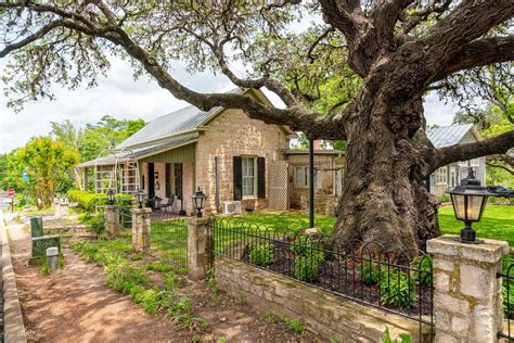 13 Unforgettable Texas Hill Country Towns To Visit Map