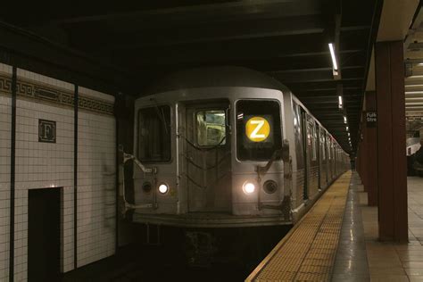 R42 Z Train Around The Horn Flickr