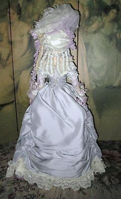 Marie Antoinette By Mundia Doll Porcelain Victorian Style Coa Mib 05