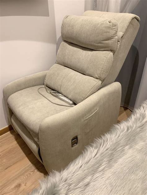 Osim Usoffa Massage Chair Furniture And Home Living Furniture Other