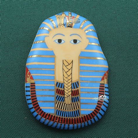 Egyptian Pharaoh Tutankhamun Egypt Tourist Travel Souvenir Ceramic