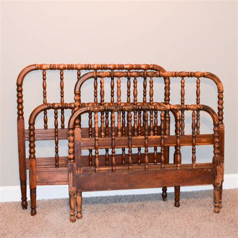 Vintage Jenny Lind Twin Bed Frames Ebth