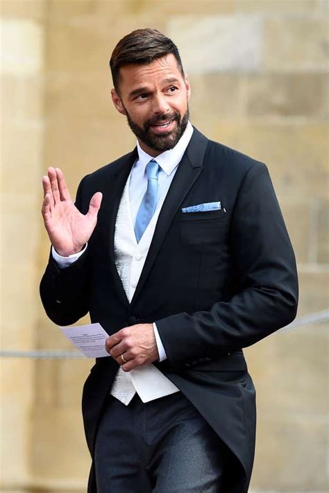 Перевод песни maría — рейтинг: Ricky Martin è uno dei direttori artistici di Amici serale ...